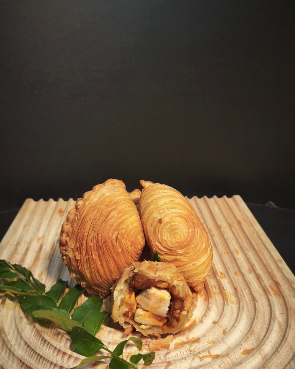 Set Classic ( Karipap Siap Goreng 8 Pcs )